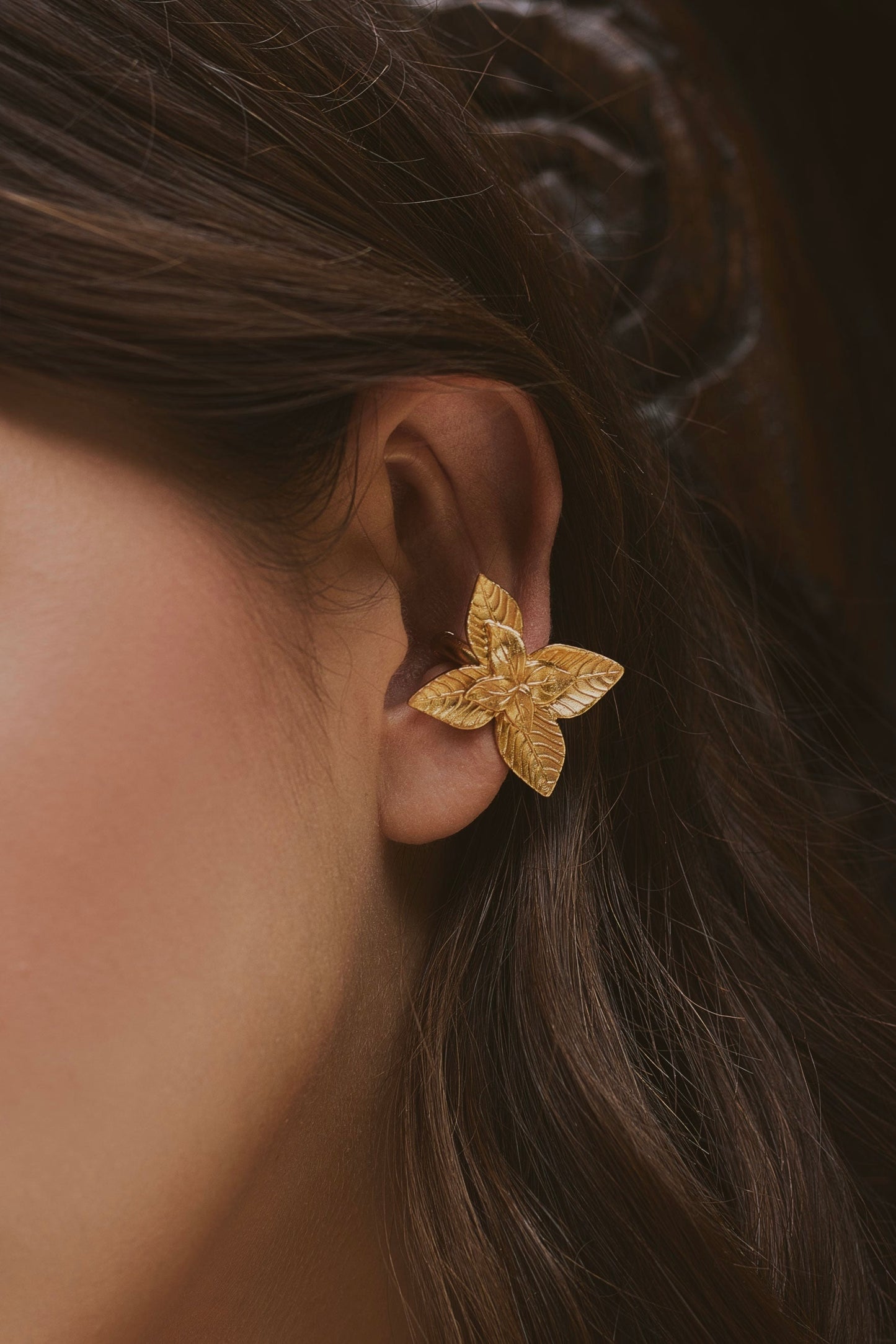 Midnight Petal Earcuff